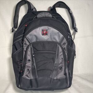 NWOT Swiss Gear By Wenger Synergy 16” Laptop Computer Backpack Black & Black